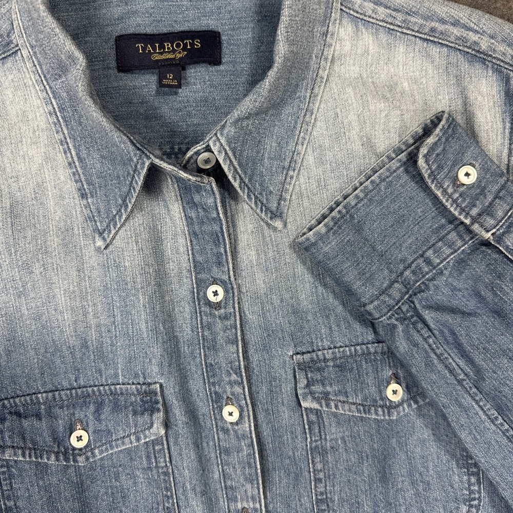 Talbots Denim Button Up Shirt‎ Womens 12 Roll Tab Long Sleeve Chambray Pockets